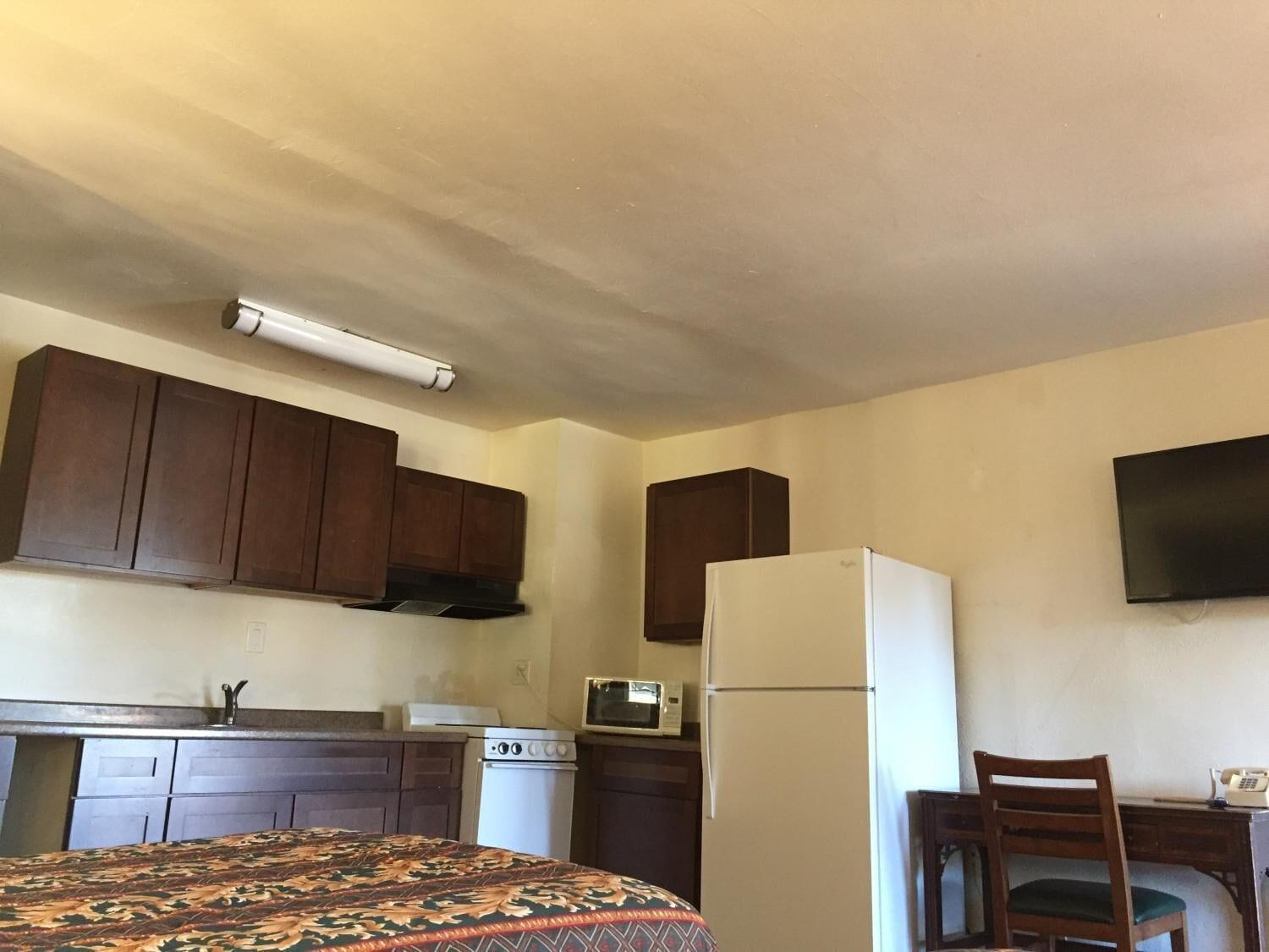 Motel Colonial Pool &