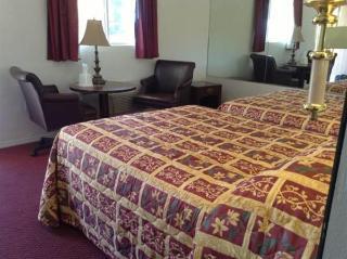 Colonial Pool & Motel